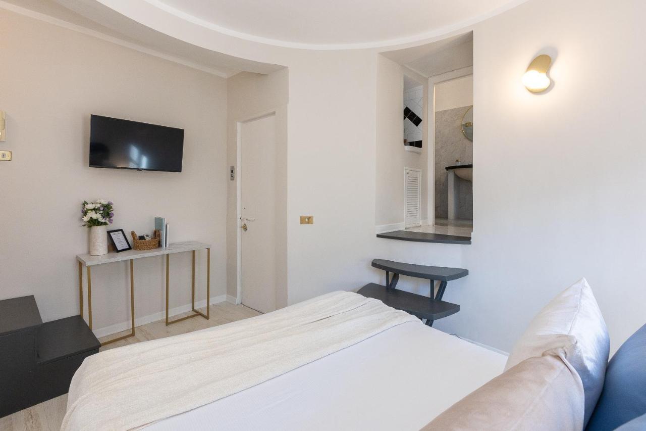 Tiny Studio Piazza Del Popolo Hotel Rome Exterior photo